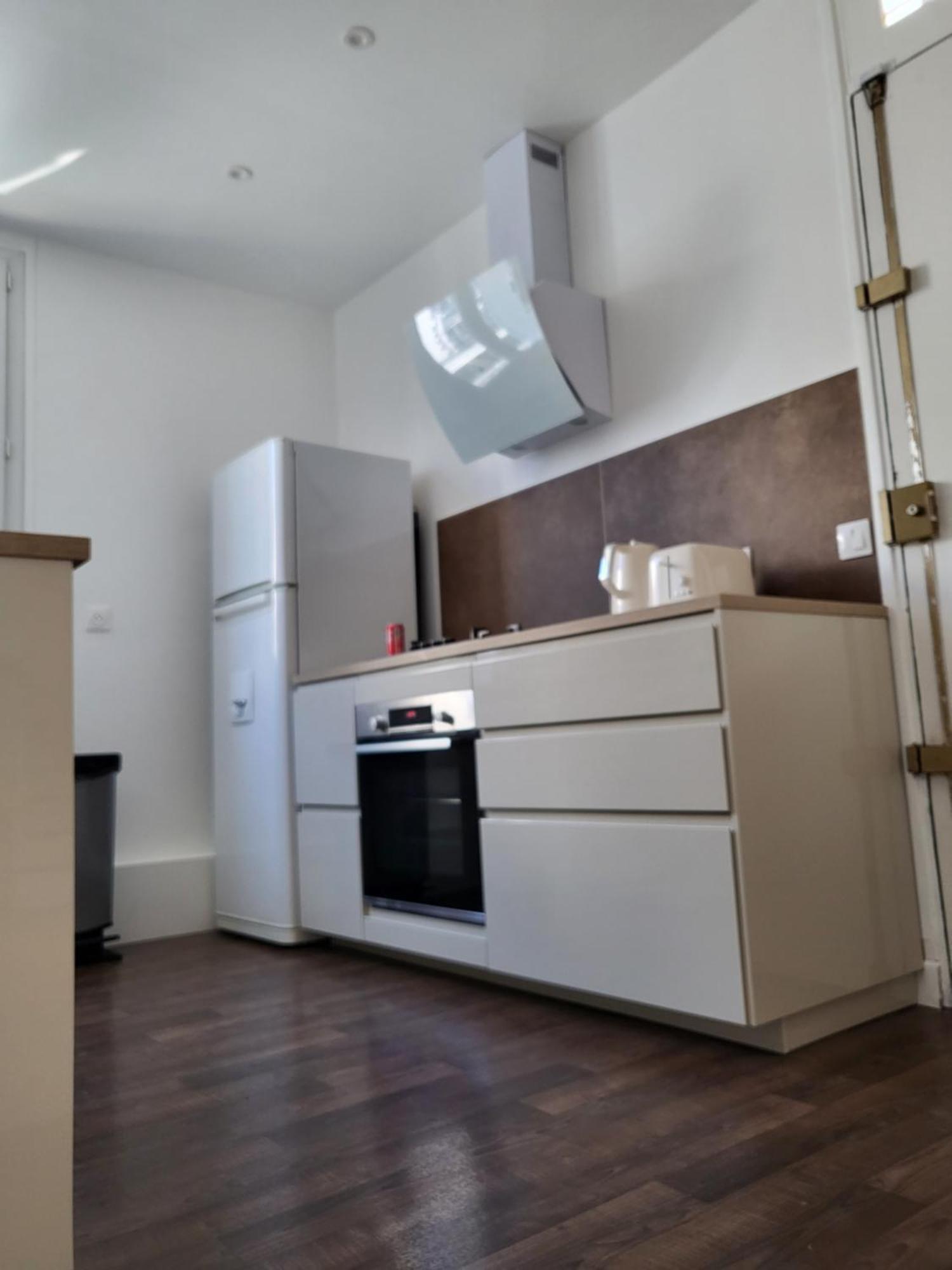 Maison refaite à neuve à 50 m de la Seine - Fêtes non autorisées Vitry-sur-Seine Extérieur photo
